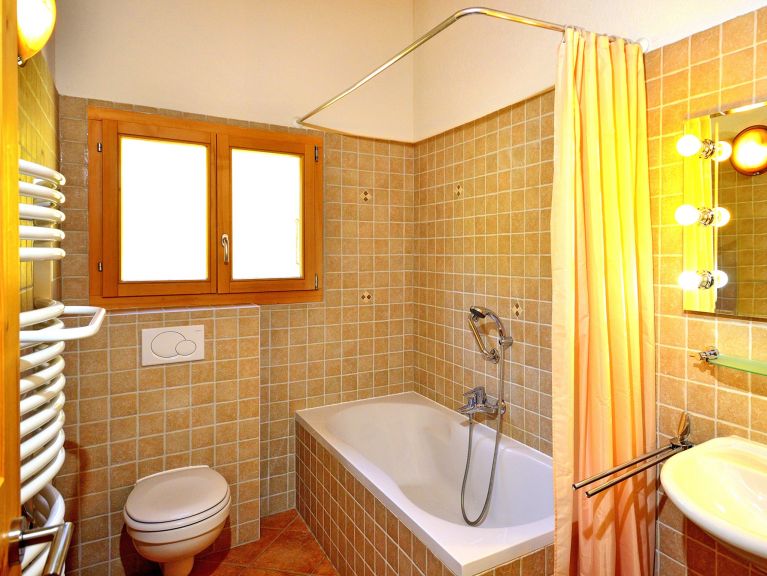 Chalet Pierina with private sauna