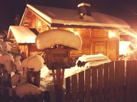 Chalet Imperial with sauna and outdoor whirlpool-23