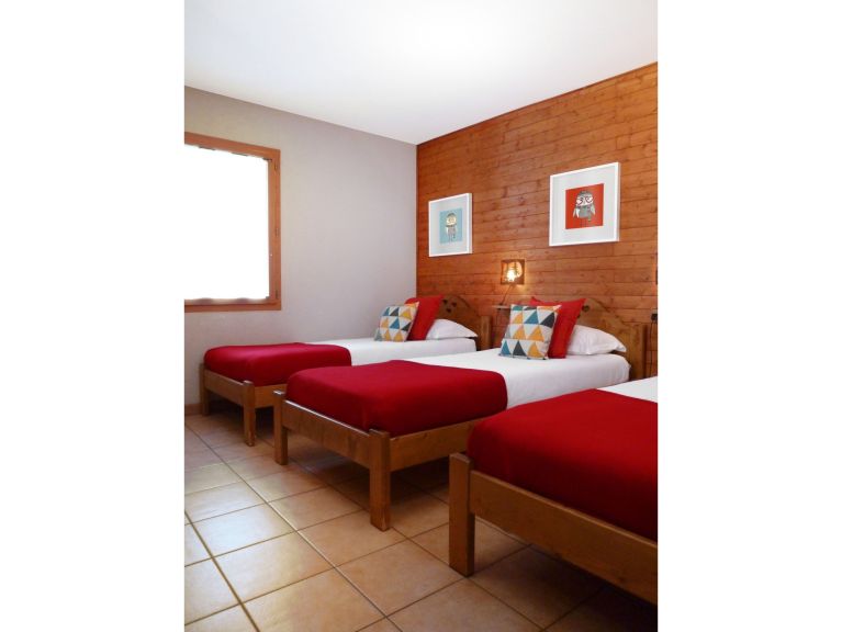 Chalet Les Fermes du Planet semi-detached chalet