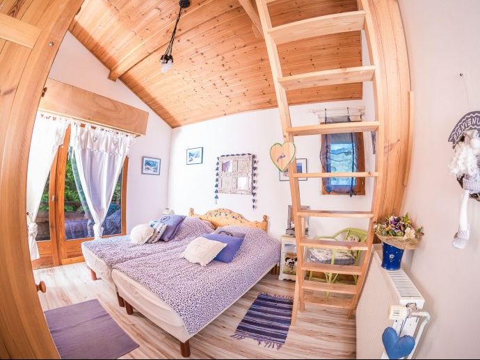 Chalet La Couqueille with outside-whirlpool