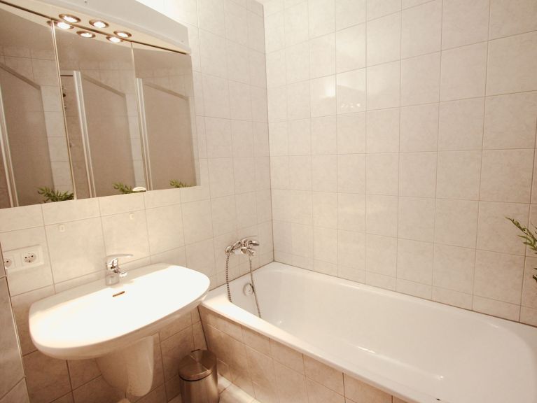 Apartment Am Dorfplatz number 23