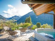 Chalet La Couqueille with outside-whirlpool-31