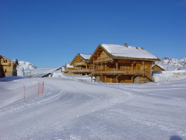 Chalet de L'Altiport Type DGA e.g. Anika