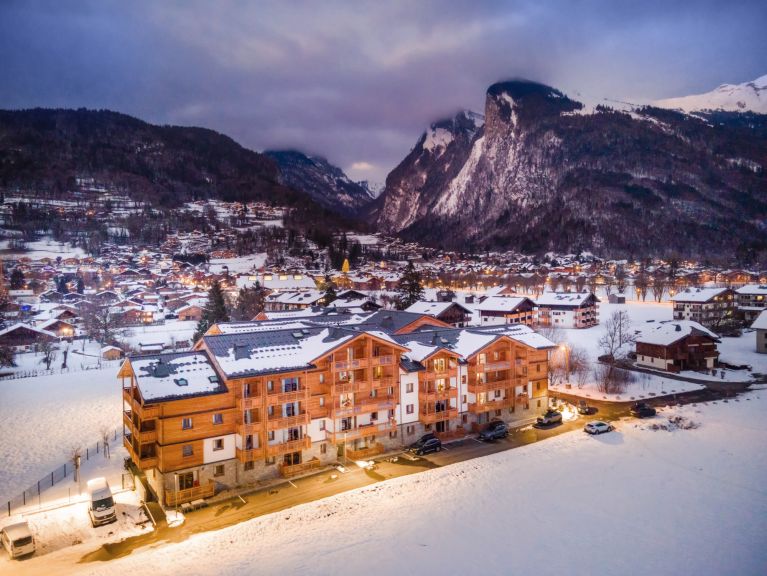 Apartment Club MMV Samoëns Village mountain view