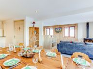Chalet Les Violettes with private sauna-7