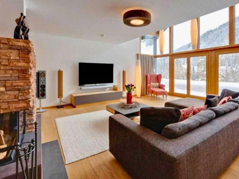 Chalet Anna Maria catering included