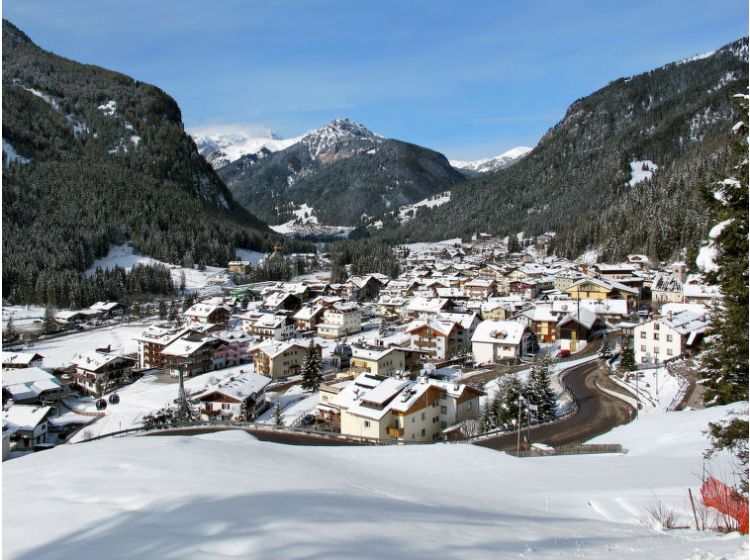 Ski village Lively, authentic Italian winter-sport village-1