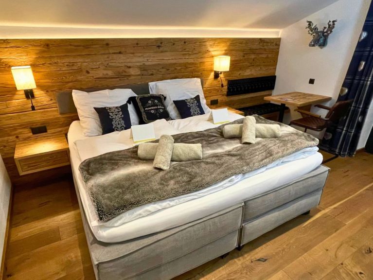Chalet Joy including catering