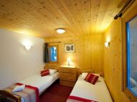 Chalet Anna catering included and whirlpool-18