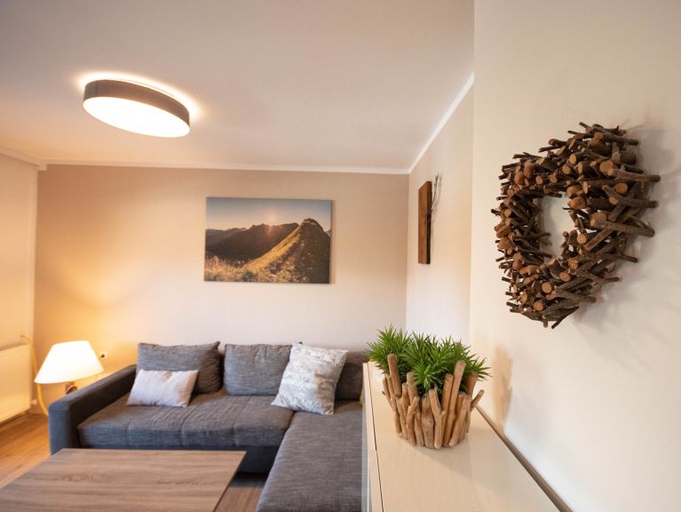 Chalet Edelweiss am See Combination, 6 apts. including communal kitchen/dining area