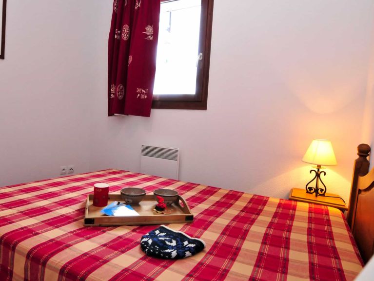 Apartment Les Terrasses du Corbier with cabin