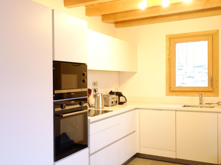 Chalet Caseblanche Eceel with wood stove
