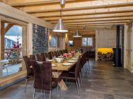 Chalet Haute Cime with outdoor whirlpool and sauna-8
