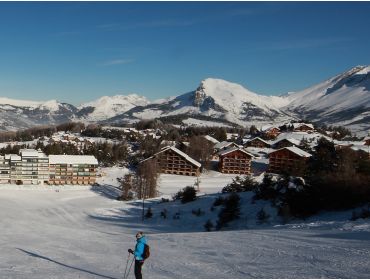 Ski village Friendly winter sport village; connected to the ski area Superdévoluy-5