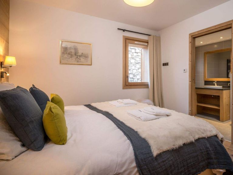 Chalet Caseblanche Chanterella with fire place, sauna and whirlpool