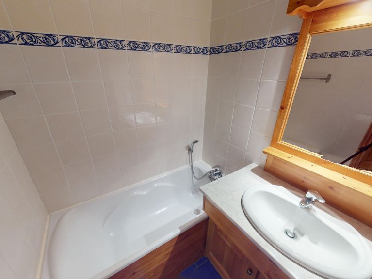 Chalet-apartment Les Arolles