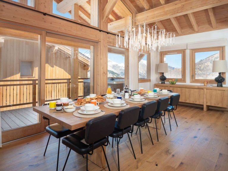 Chalet Caseblanche Chanterella with fire place, sauna and whirlpool