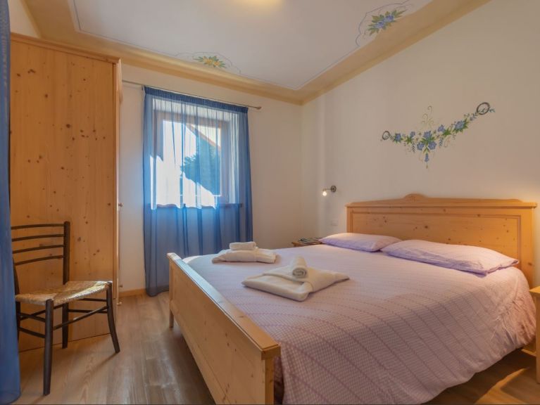 Chalet-apartment Edelweiss Alleghe Combination 4 apartments