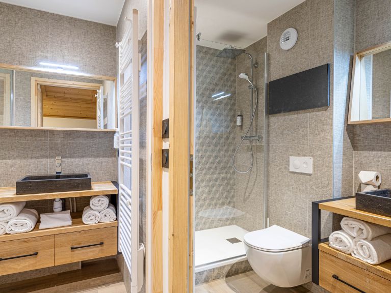 Apartment W2050