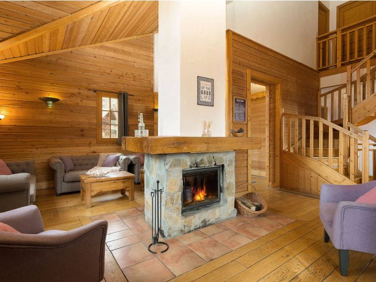 Chalet de L'Altiport Type DGA e.g. Anika