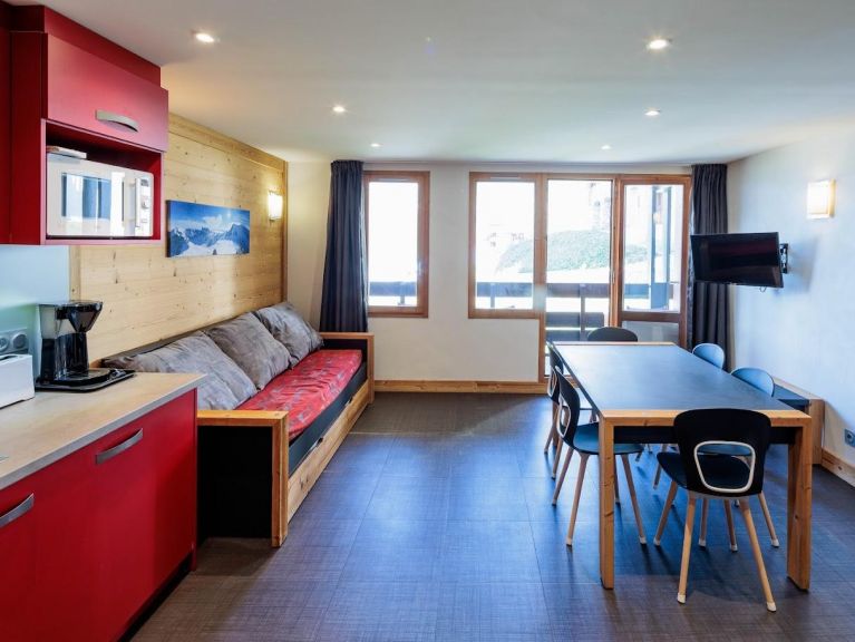 Apartment Backgammon