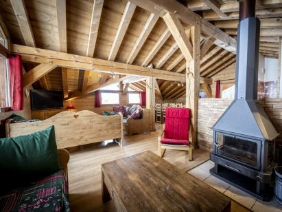 Chalet du Cocoon Pierra Menta 2 with sauna and shared outdoor hot tub-2