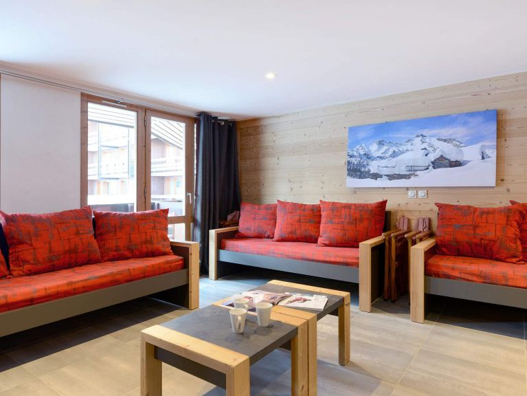 Apartment Backgammon