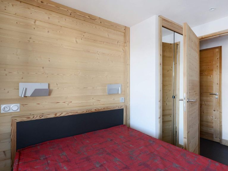 Apartment Backgammon