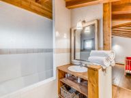 Chalet Whistler with private sauna and outside whirlpool-15