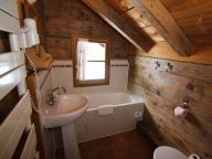 Chalet Le Vieux catering included and private sauna-13