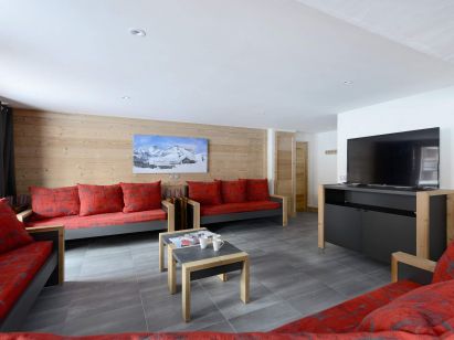 Apartment Backgammon-2