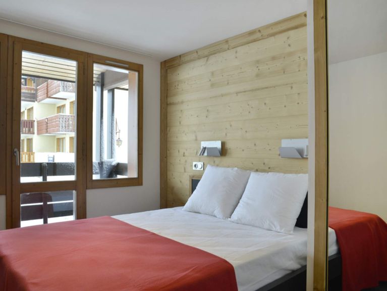 Apartment Backgammon