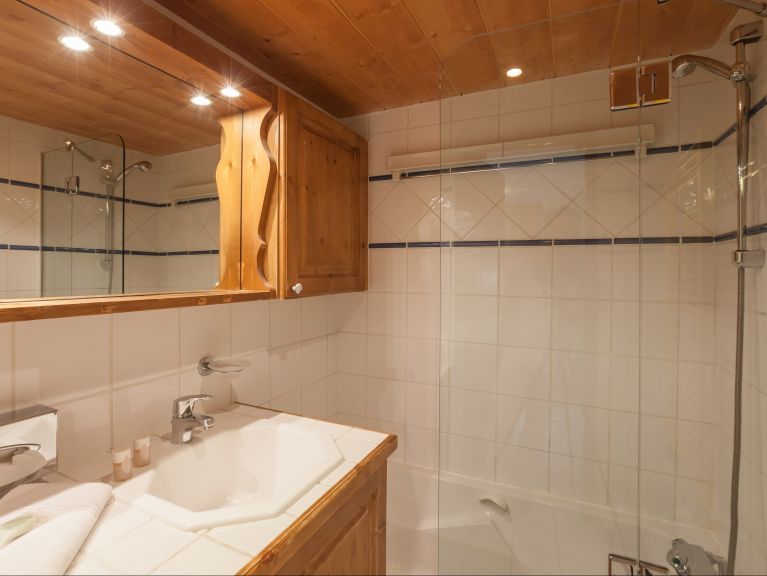 Chalet-apartment Les Alpages de Reberty with cabin