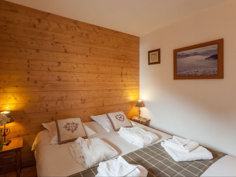 Chalet-apartment Les Alpages de Reberty with cabin