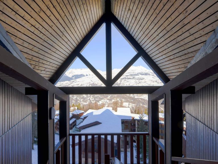 Apartment Backgammon