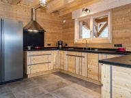 Chalet Haute Cime with outdoor whirlpool and sauna-11
