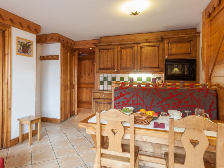 Chalet-apartment Les Alpages de Reberty with cabin