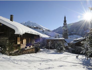 Ski village: La Clusaz-1