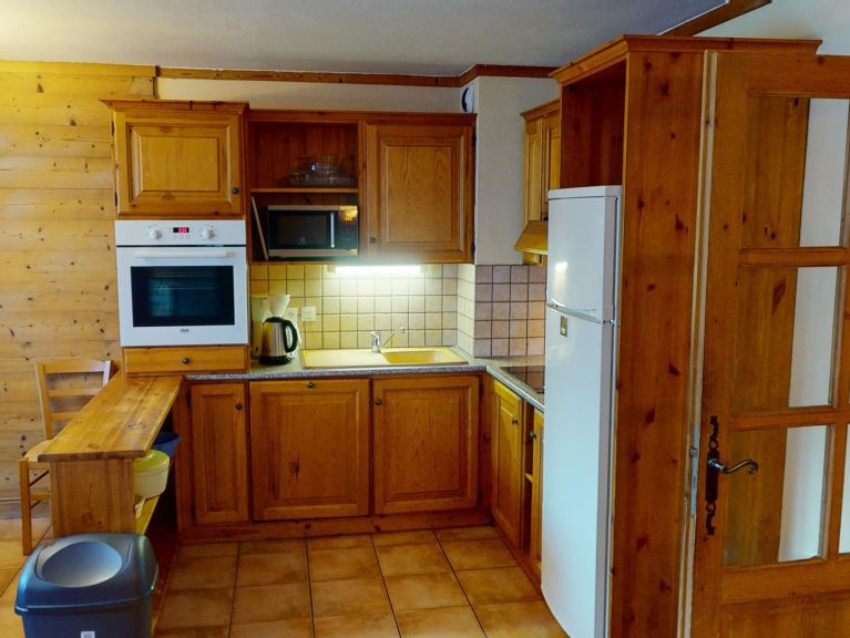 Chalet-apartment Les Arolles