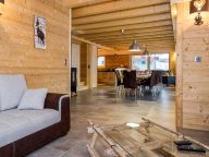 Chalet Haute Cime with outdoor whirlpool and sauna-6