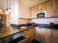 Apartment 24 by Avenida Suite with 1 bedroom - 2 persons-5