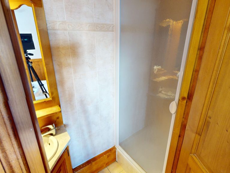 Chalet-apartment Les Arolles