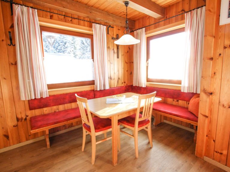 Chalet-apartment Hölzl Top Ost