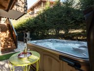Chalet-apartment l'Ours with outside-whirlpool-25