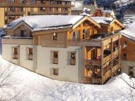 Chalet-apartment de Louis with outdoor whirlpool-16