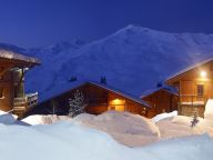 Chalet-apartment Du Soleil with cabin-16