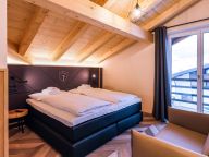 Apartment 24 by Avenida Penthouse with 3 bedrooms - sauna-3