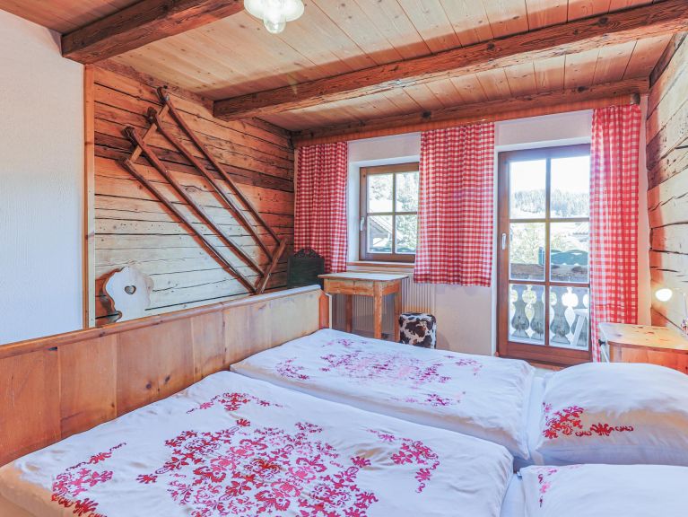 Chalet-apartment Hauserbauer