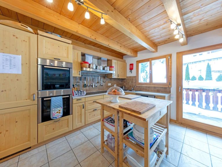 Chalet Charmille with sauna and outside-whirlpool