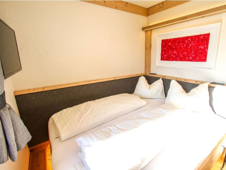 Chalet-apartment Enzianalm Bergstube with sauna